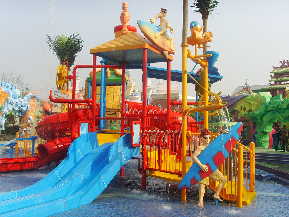 Customized Large Outside Waterpark Project With Water Sports Equipment